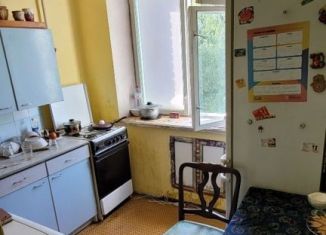 Сдаю 2-ком. квартиру, 43 м2, Москва, 6-я улица Лазенки, 36, метро Боровское шоссе