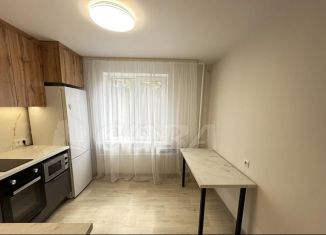 Продам 1-комнатную квартиру, 35 м2, Тюмень, Народная улица, 8