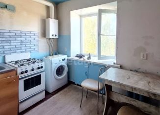 Продается двухкомнатная квартира, 42.4 м2, Коми, улица Ленина, 58