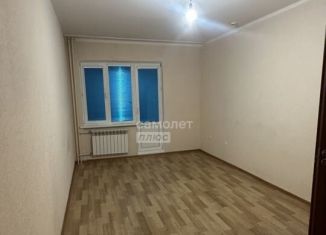 Продается 1-комнатная квартира, 33.1 м2, Астрахань, улица Бабаевского, 1к1