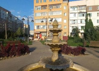 Продам 3-комнатную квартиру, 98 м2, Серпухов, Новая улица, 12