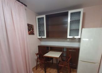 Сдается 1-ком. квартира, 33 м2, Волгоград, улица Богданова, 28