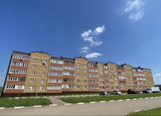 Продам 2-комнатную квартиру, 61 м2, Октябрьский, улица Рахимьяна Насырова, 14