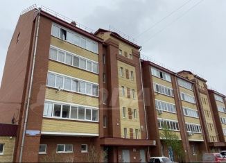 Трехкомнатная квартира на продажу, 86.4 м2, Заводоуковск, Заводская улица, 7Г