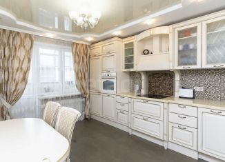 Продажа 2-ком. квартиры, 66 м2, Тюмень, Широтная улица, 168к2, ЖК Юбилейный