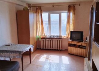 Продам трехкомнатную квартиру, 58 м2, Сызрань, улица Декабристов, 400