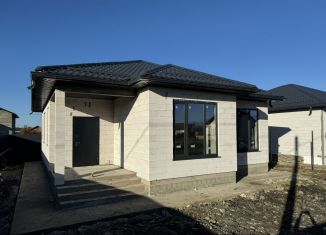 Продается дом, 110 м2, Лабинск, улица имени П.А. Волкова, 12/1