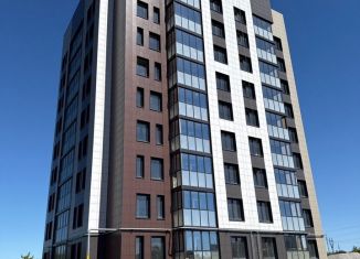 Продам 2-ком. квартиру, 57 м2, Азнакаево, улица Маркензона, 5