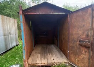 Продаю гараж, 10 м2, Вуктыл