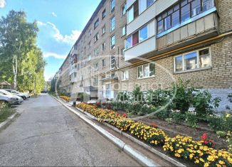Продажа 2-комнатной квартиры, 44.3 м2, Чайковский, улица Карла Маркса, 5