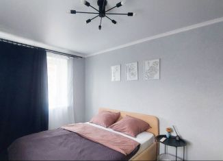 Сдается в аренду 2-комнатная квартира, 56 м2, Тобольск, микрорайон 7А, 21А