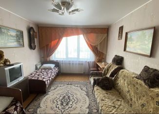 Сдаю комнату, 18 м2, Смоленск, улица Рыленкова, 11В