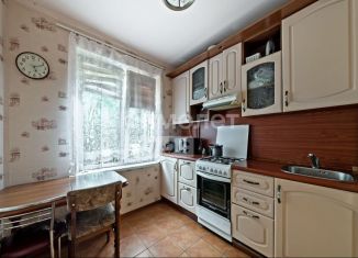 Трехкомнатная квартира на продажу, 58 м2, Королёв, улица 50-летия ВЛКСМ, 9