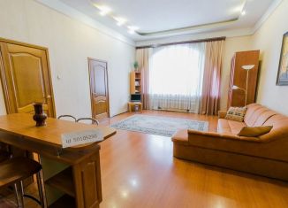 Аренда 1-ком. квартиры, 60 м2, Санкт-Петербург, Невский проспект, 146