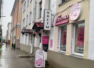 Продаю торговую площадь, 86 м2, Киров, улица Ленина, 109А