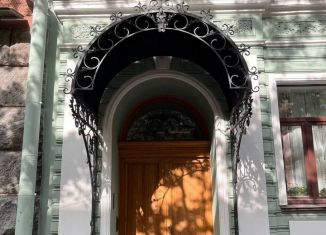 Продаю комнату, 14.4 м2, Санкт-Петербург, 10-я линия Васильевского острова, 23, муниципальный округ № 7