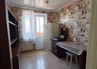 Сдаю в аренду четырехкомнатную квартиру, 75 м2, Республика Башкортостан, улица Георгия Мушникова, 17/6