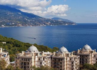 Продаю трехкомнатную квартиру, 74 м2, посёлок городского типа Ореанда, посёлок городского типа Ореанда, 60Гк7