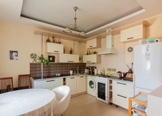 Аренда двухкомнатной квартиры, 70 м2, Санкт-Петербург, улица Коли Томчака, 11/17Б