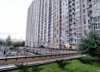 Продам 3-комнатную квартиру, 65 м2, Ростов-на-Дону, Стабильная улица, 3с2, ЖК Вест Сайд