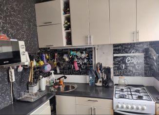 Продаю 2-комнатную квартиру, 45 м2, Салават, улица Калинина, 39