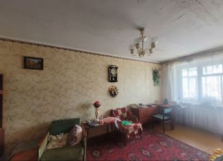 Продам 2-ком. квартиру, 45.3 м2, Балашов, улица Орджоникидзе, 5