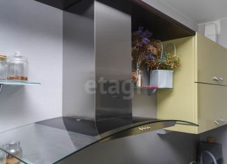 Продаю 2-комнатную квартиру, 72.2 м2, Тюмень, улица Пермякова, 76к2, ЖК Домостроитель