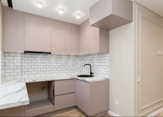 Продажа 2-комнатной квартиры, 45 м2, Тюмень, улица Республики, 171