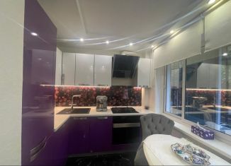 Продается двухкомнатная квартира, 56 м2, Сочи, улица Роз, 50, микрорайон Центральный