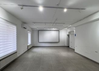 Продам офис, 117.2 м2, Элиста, улица Аккочкарова, 31