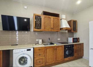 Сдам в аренду 1-комнатную квартиру, 33 м2, Сочи, Старонасыпная улица, 19, микрорайон Черемушки