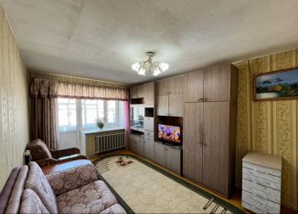 2-ком. квартира в аренду, 50 м2, Чусовой, улица 50 лет ВЛКСМ