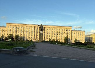 Трехкомнатная квартира в аренду, 74.2 м2, Санкт-Петербург, Огородный переулок, 6к2