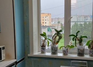 Продается трехкомнатная квартира, 63.9 м2, Прокопьевск, улица Обручева, 46