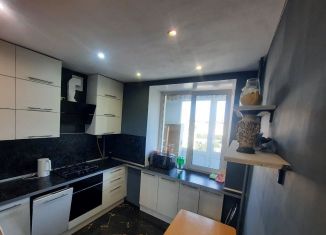 Продажа 3-комнатной квартиры, 65 м2, Североморск, улица Сафонова, 26