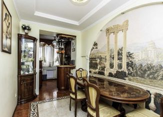 Продается трехкомнатная квартира, 106 м2, Краснодар, улица Гоголя, 23, микрорайон Центральный