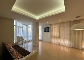 Сдам 4-комнатную квартиру, 101 м2, Сочи, Туапсинская улица, 7/2, микрорайон Больничный Городок