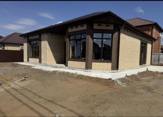 Продаю дом, 110 м2, Астрахань, Кировский район, Черноморская улица, 19