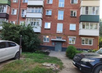 Продается 2-ком. квартира, 42 м2, Котовск, улица Котовского, 44