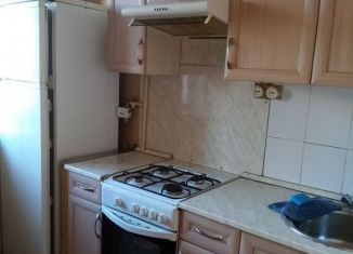 Продаю 2-ком. квартиру, 42 м2, Старый Оскол, микрорайон Горняк, 5