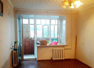 Продаю однокомнатную квартиру, 36 м2, Тобольск, 6-й микрорайон, 3