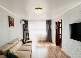 Продается 3-комнатная квартира, 58.2 м2, Салават, улица Ленина, 46