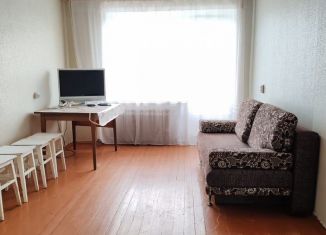 Продается 2-ком. квартира, 47 м2, Котлас, улица Виноградова, 42