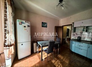 Сдам 2-комнатную квартиру, 70 м2, Старый Оскол, микрорайон Степной, 30