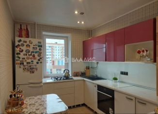 Продается трехкомнатная квартира, 66.6 м2, Стерлитамак, улица Артёма, 137