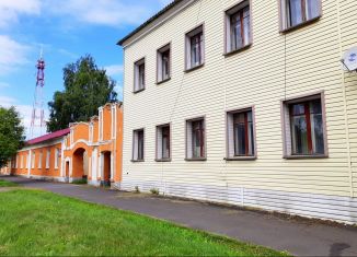 Продам 2-комнатную квартиру, 45.7 м2, Орловская область, Советская улица, 93