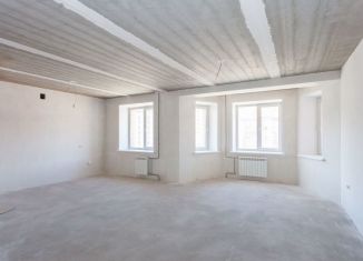 Продается трехкомнатная квартира, 84.5 м2, Абакан, улица Арбан, 18