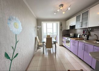 Продам 3-комнатную квартиру, 74 м2, Моздок, улица Салганюка, 85