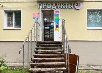 Продаю торговую площадь, 41 м2, Киров, улица Ломоносова, 17
