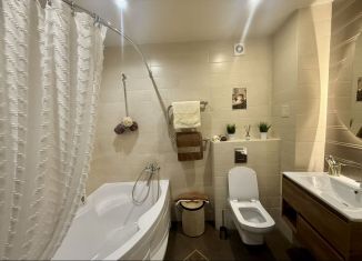 Продается трехкомнатная квартира, 96 м2, Самарская область, улица Виталия Талабаева, 6